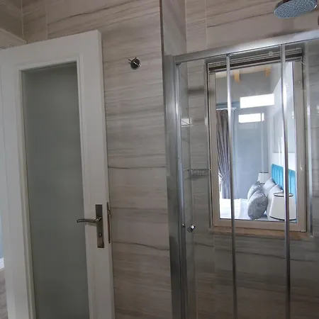 The Design מלון אלאקאטי