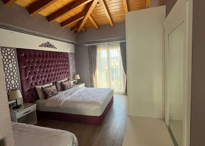 Hotel The Design *